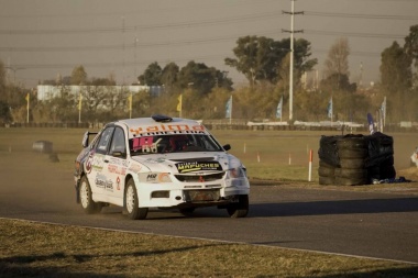 "Juani" Álvarez dominó el primer ensayo del Rallycross en Buenos Aires